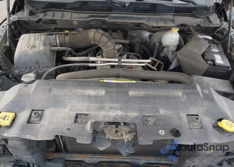 2010 Dodge Ram 1500 Slt/Sport/Trx z USA, uszkodzony, nr VIN 1D7RV1CT4AS243438